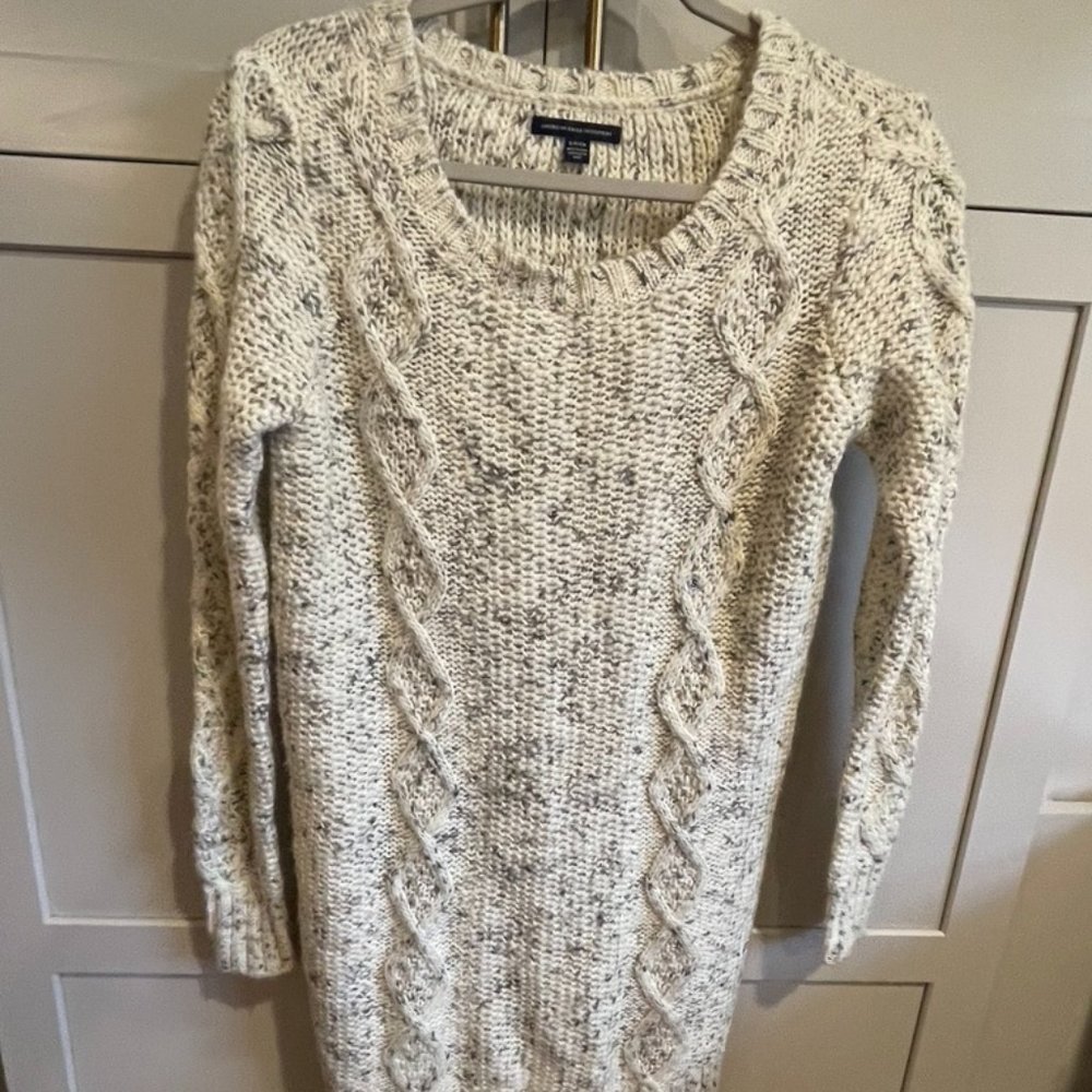 Women's gently used American Eagle Sweater Dress